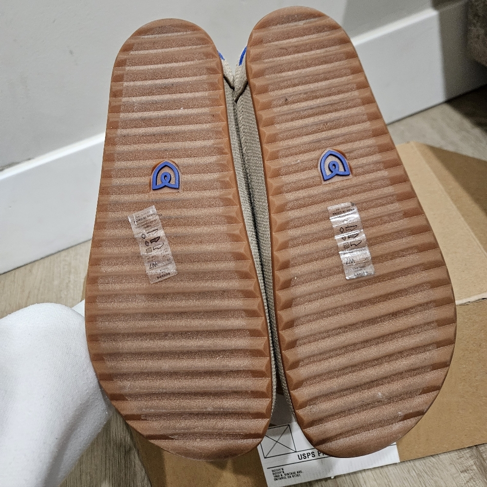 Rothys Clogs - Picture 2 of 5